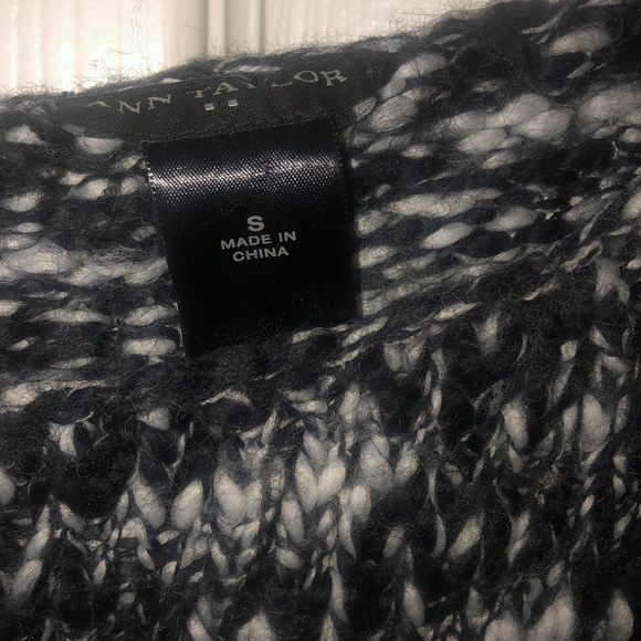 Ann Taylor black and White Sweater - Picture 2 of 3